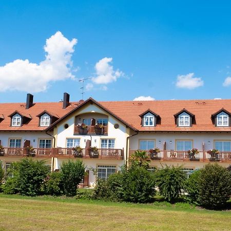 Glasl'S Landhotel Цорнединг Экстерьер фото