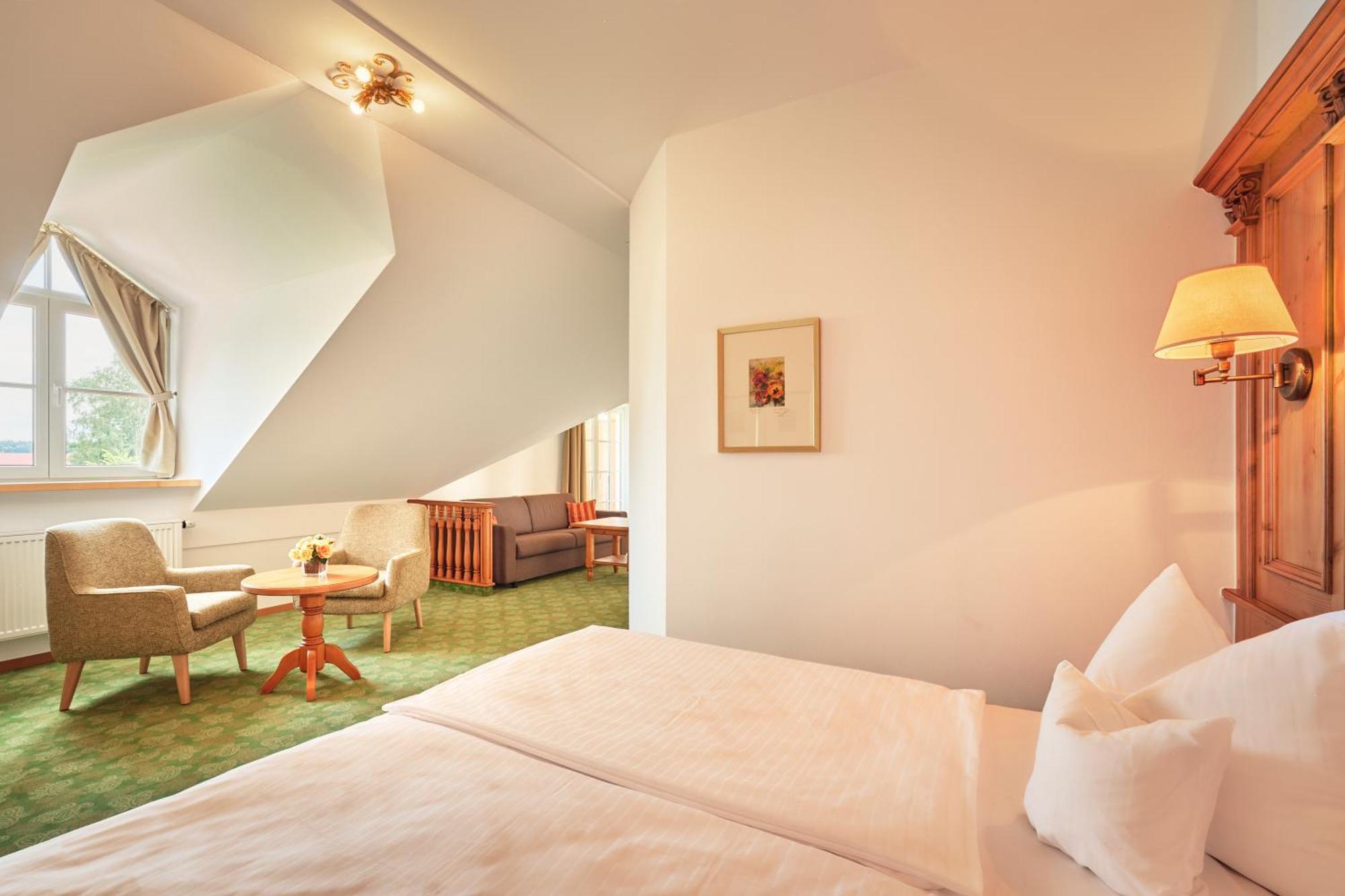 Glasl'S Landhotel Цорнединг Экстерьер фото