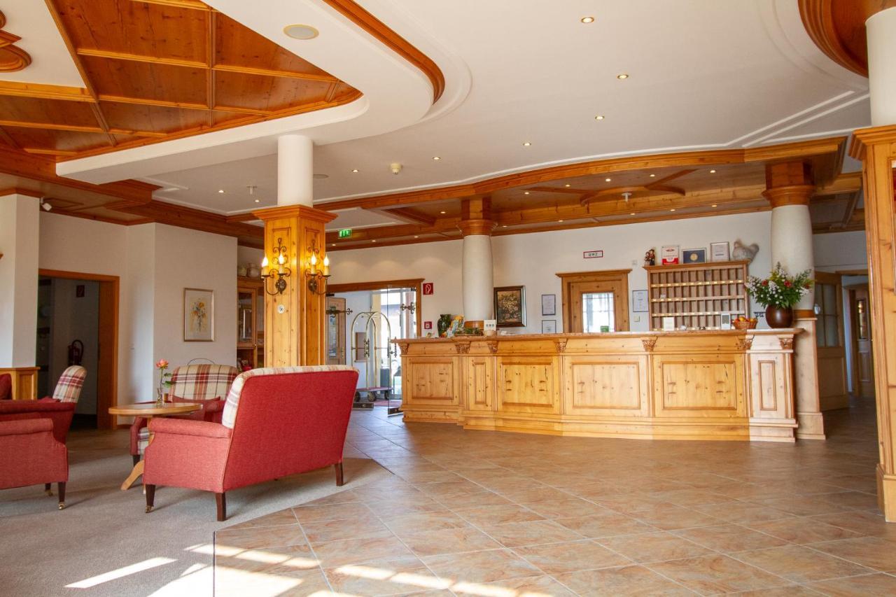 Glasl'S Landhotel Цорнединг Экстерьер фото