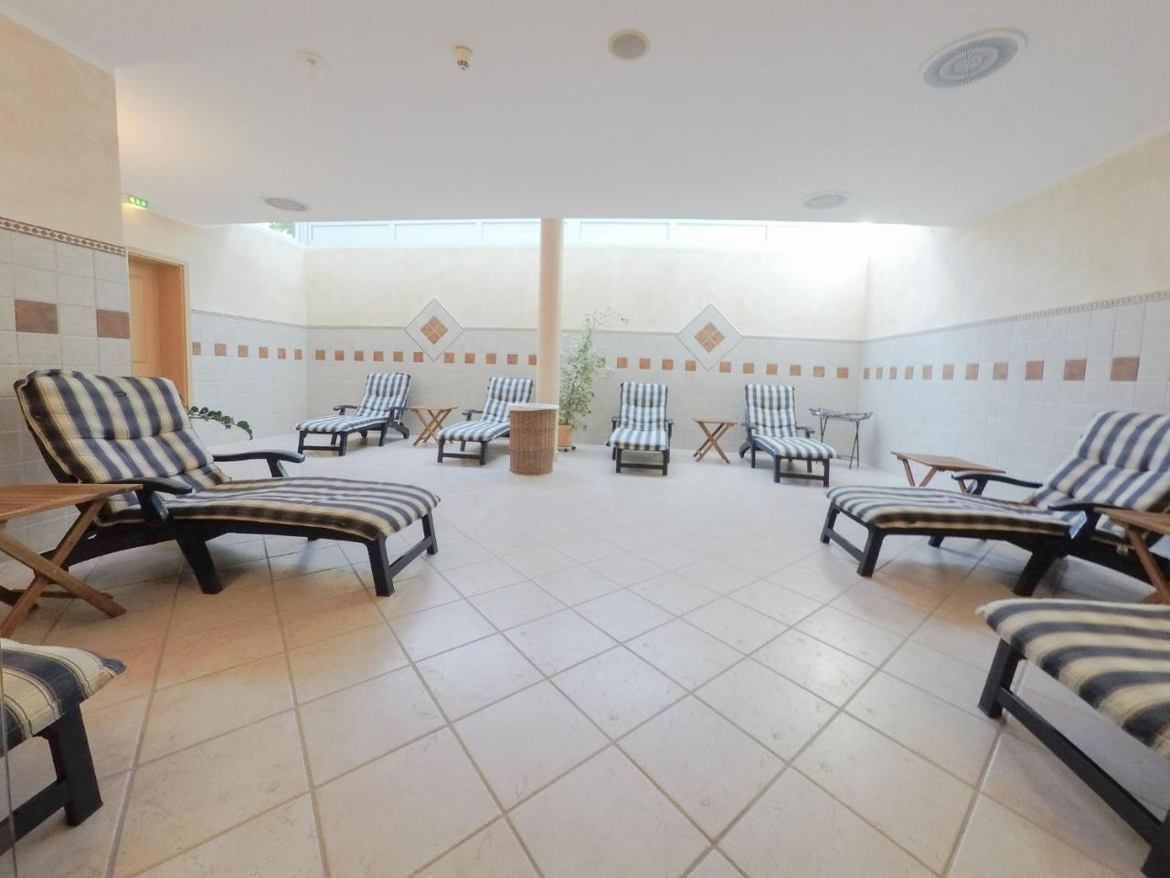 Glasl'S Landhotel Цорнединг Экстерьер фото